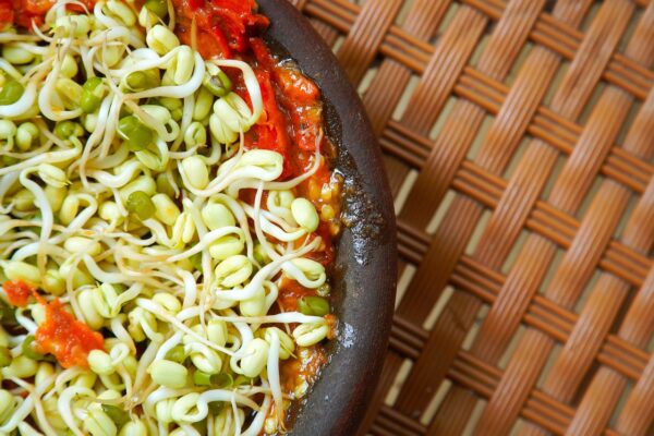 Slow Cooker Reinvented: Global Flavors, Minimal Effort